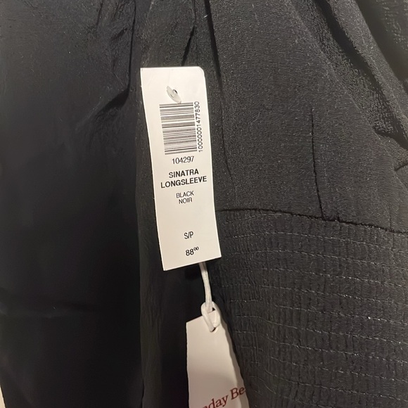 NWT Black Aritzia Wilfred Babaton Sunday Best Sinatra Longsleeve Blouse size s - Picture 9 of 9
